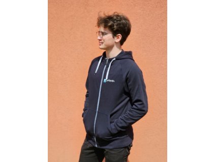 HccnUE